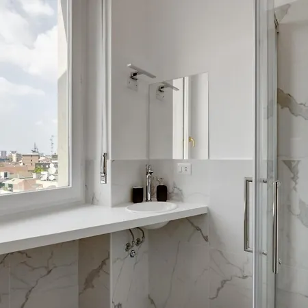 Homeby - Cozy Studio Penthouse